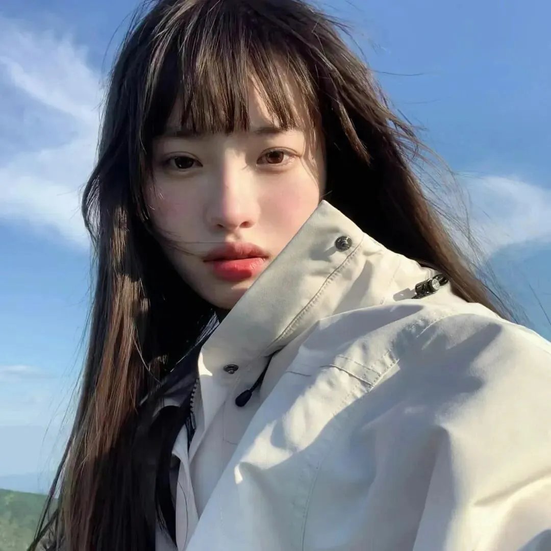 比基尼怪女